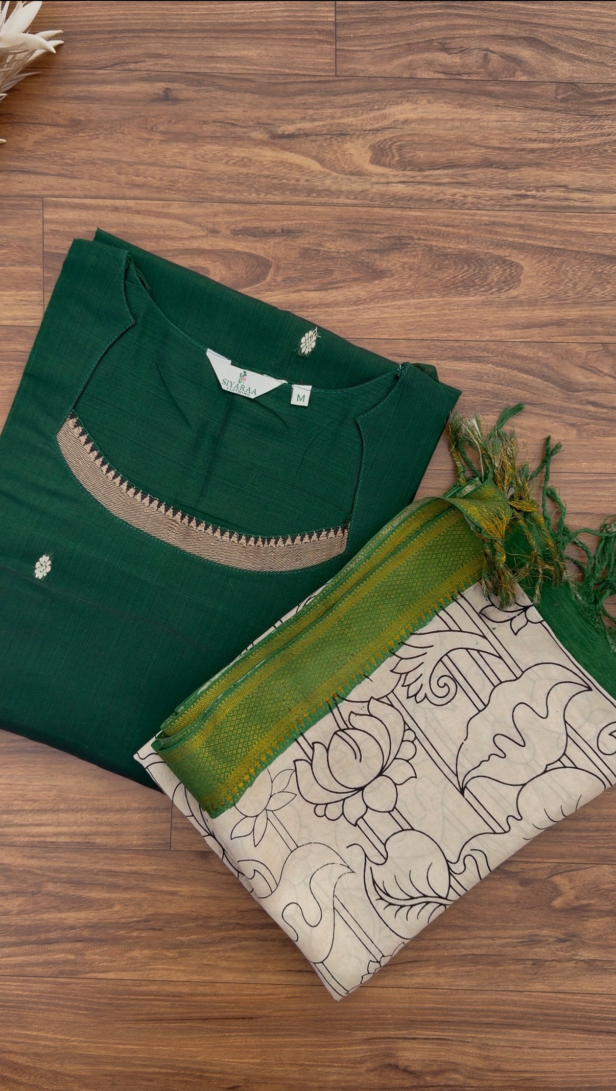 SIYA127 GREEN| Varnika Narayanpet Top with Kalamkari Dupatta (2-Piece)