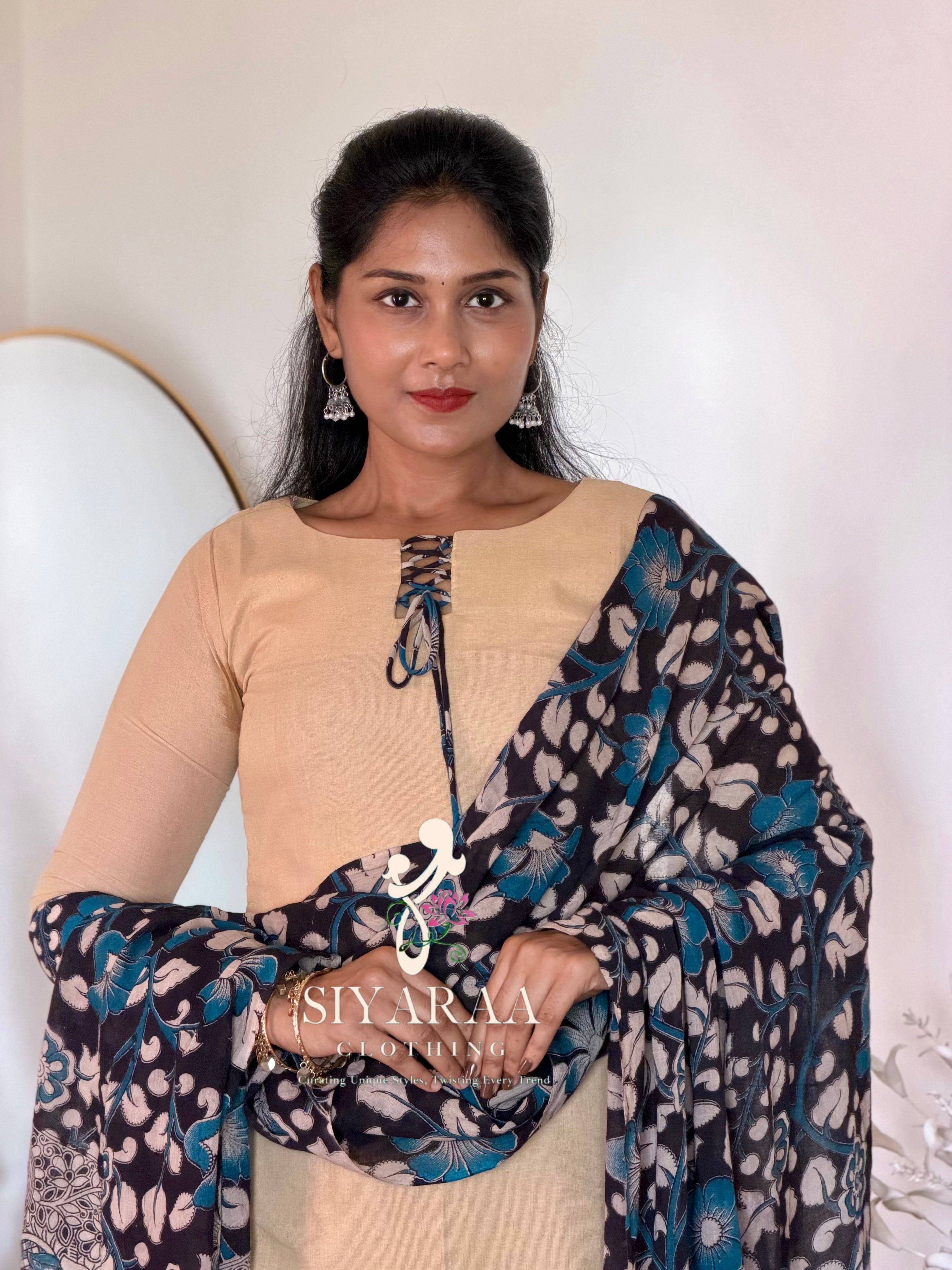 SIYA125 Beige | Ruhani Screenprinted Kalamkari cotton Kurta set (3-Piece)