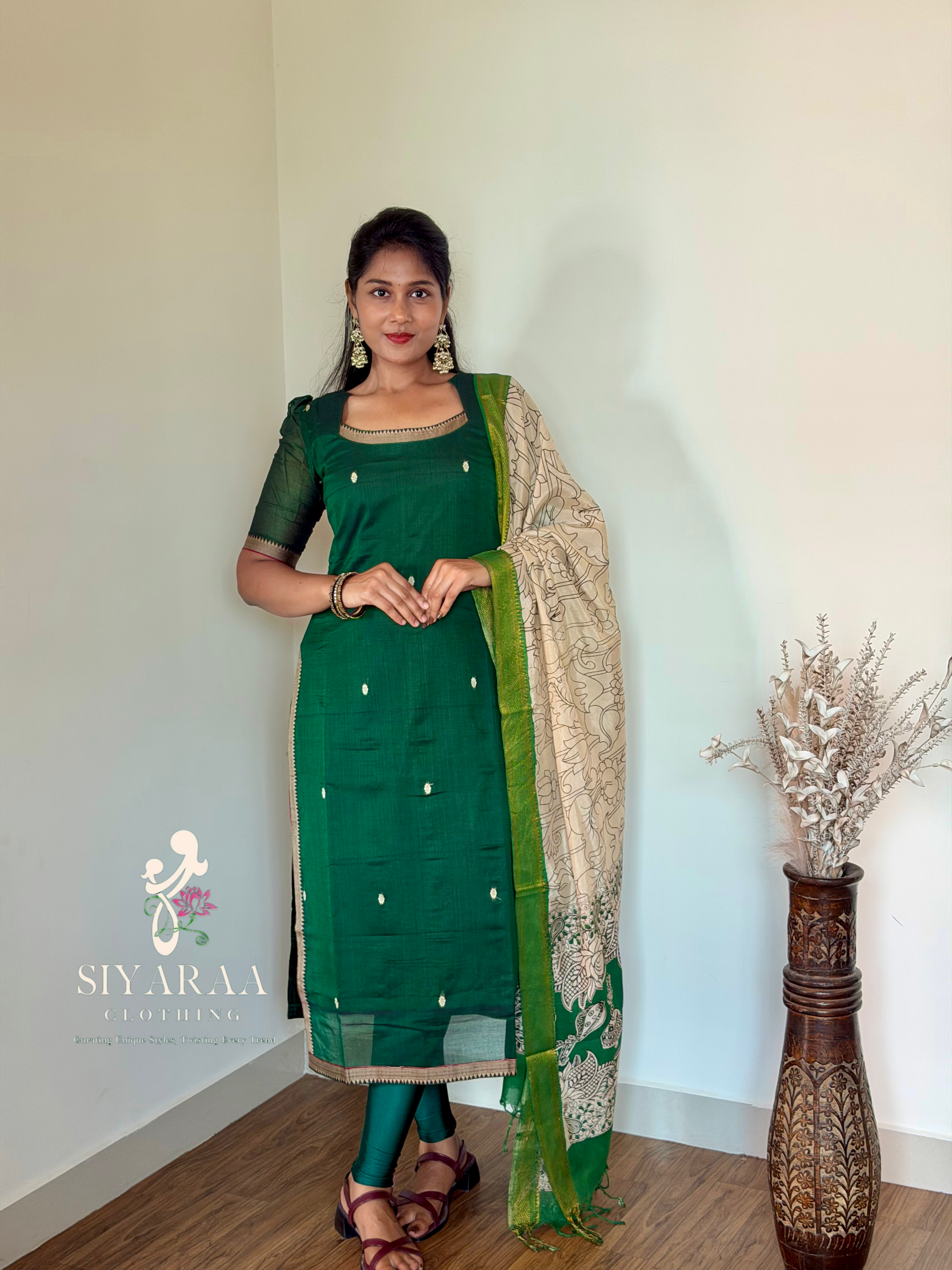 SIYA127 GREEN| Varnika Narayanpet Top with Kalamkari Dupatta (2-Piece)