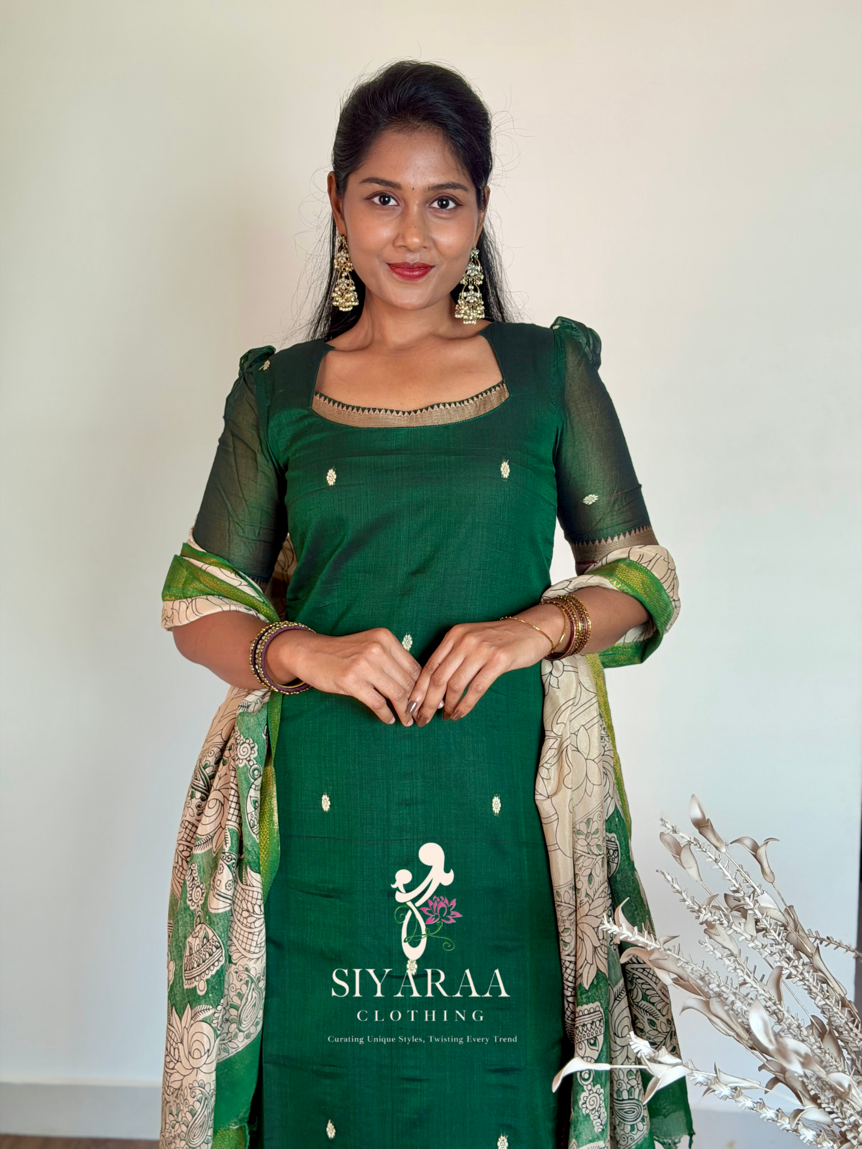 SIYA127 GREEN| Varnika Narayanpet Top with Kalamkari Dupatta (2-Piece)