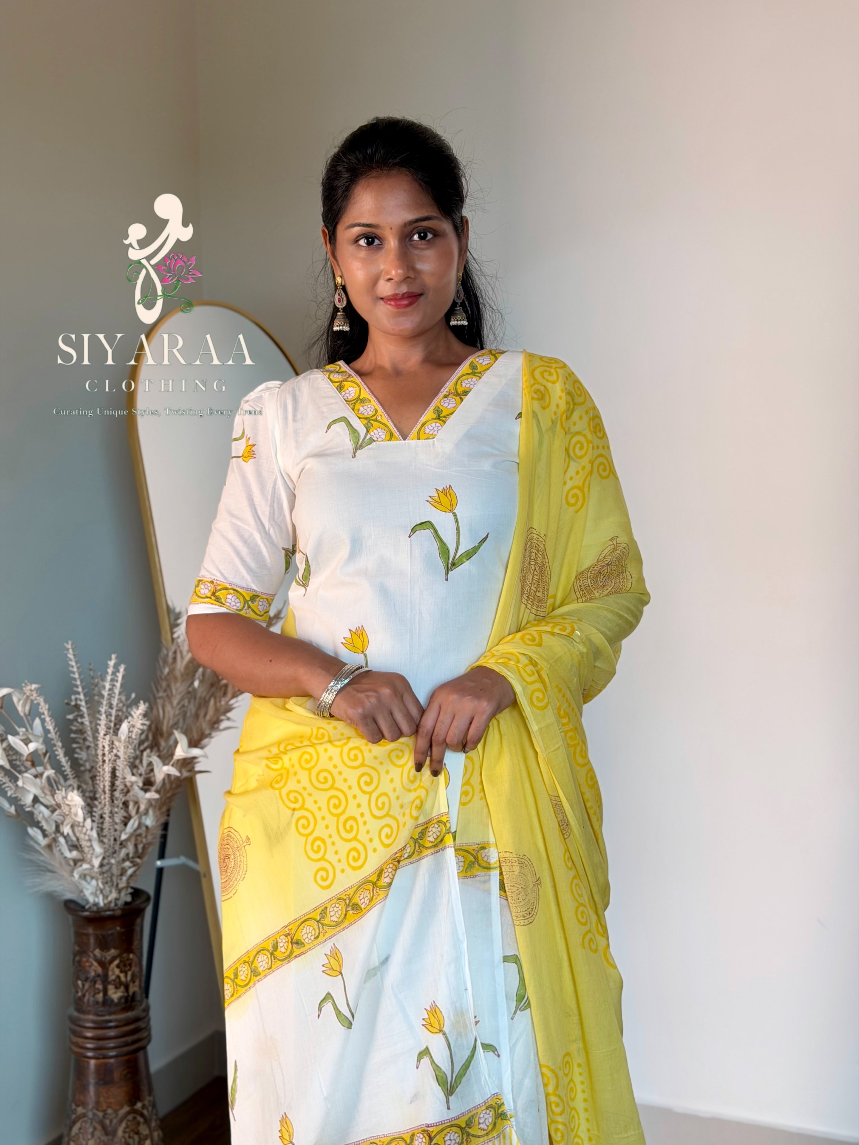 SIYA128 Half white| Handblock Jaipur Cotton 3-Piece Kurta Set