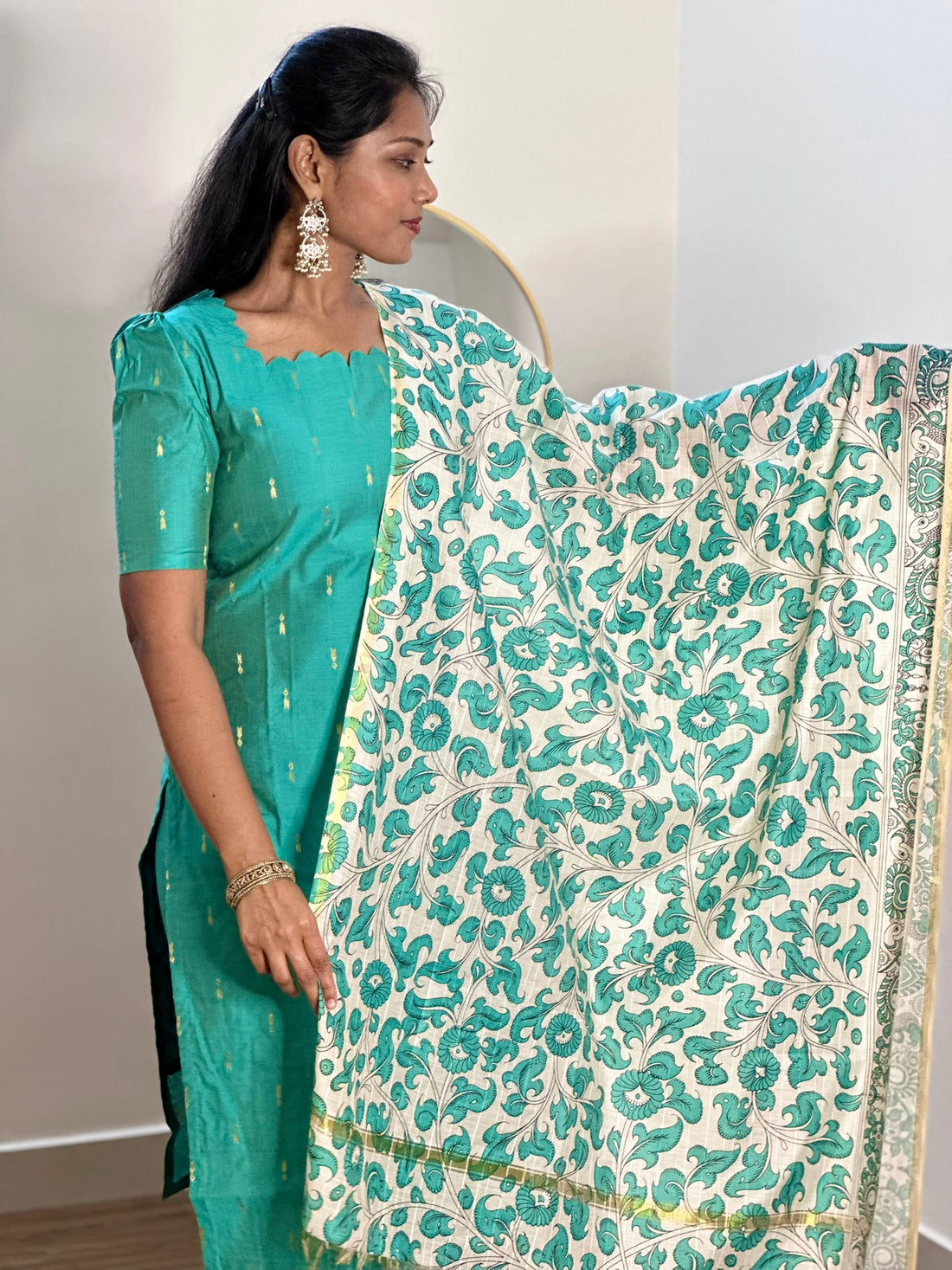 SIYA075 | Aelira Butter Silk Kurta Set (3-Piece)