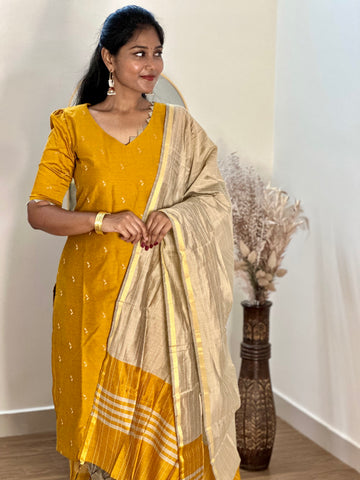 SIYA057 | Kavira Raw Silk Kurta Set (3-Piece) - Orange