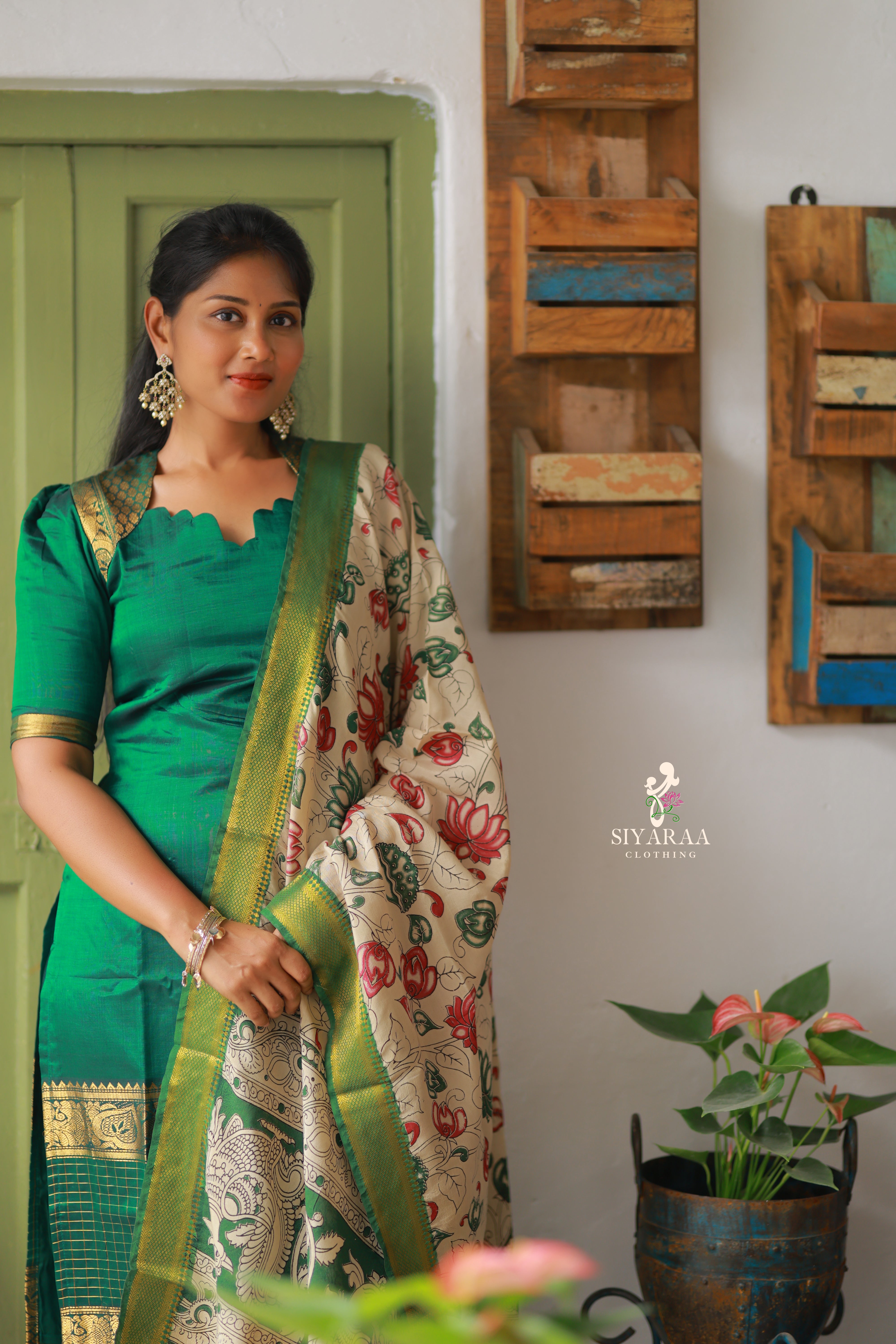 SIYA082 Green| Iraaya Mangalagiri Silk Top with Kalamkari Dupatta (2-Piece)