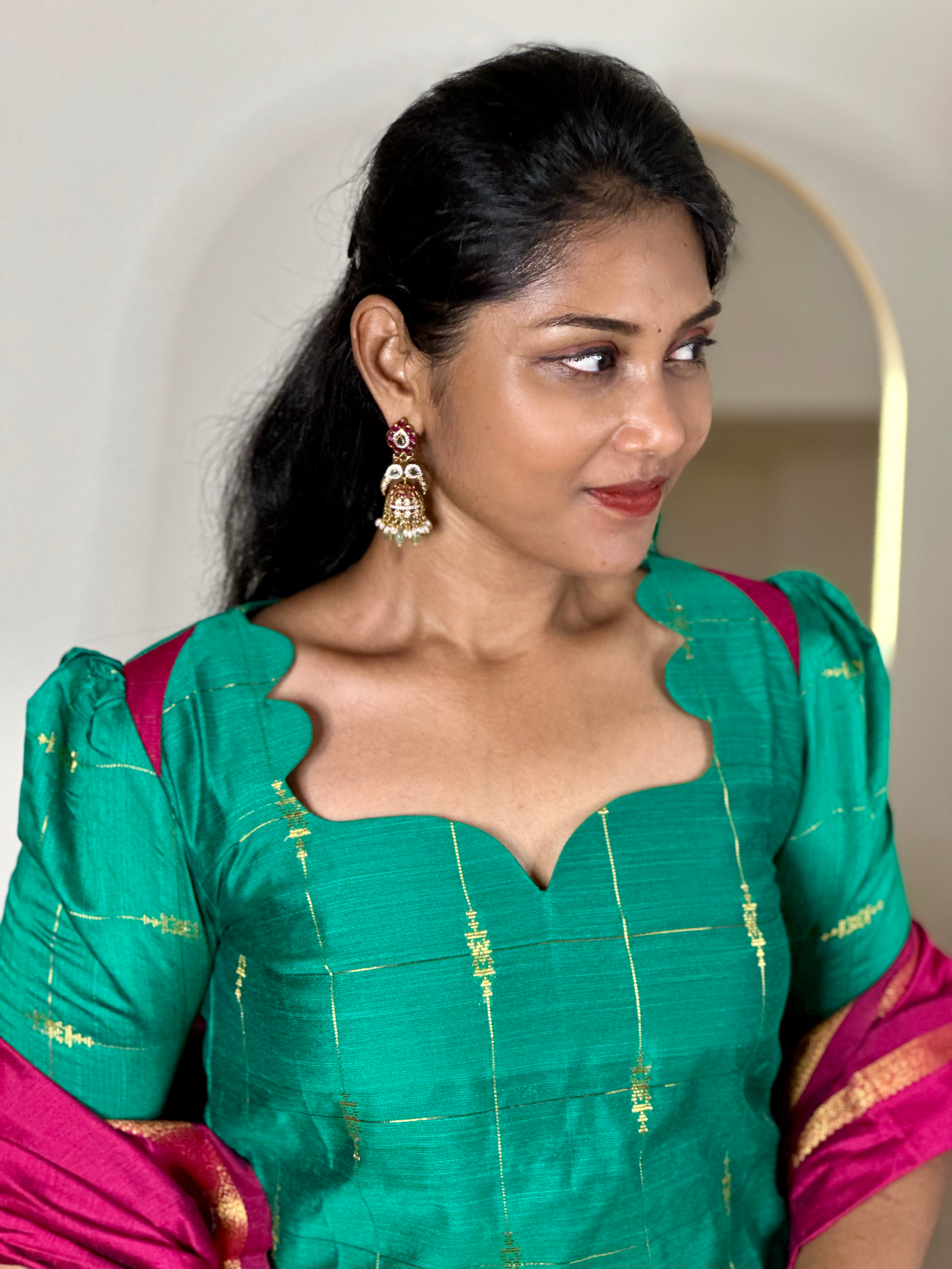 SIYA102 |Aira Raw Silk Kurta Set (3-Piece)