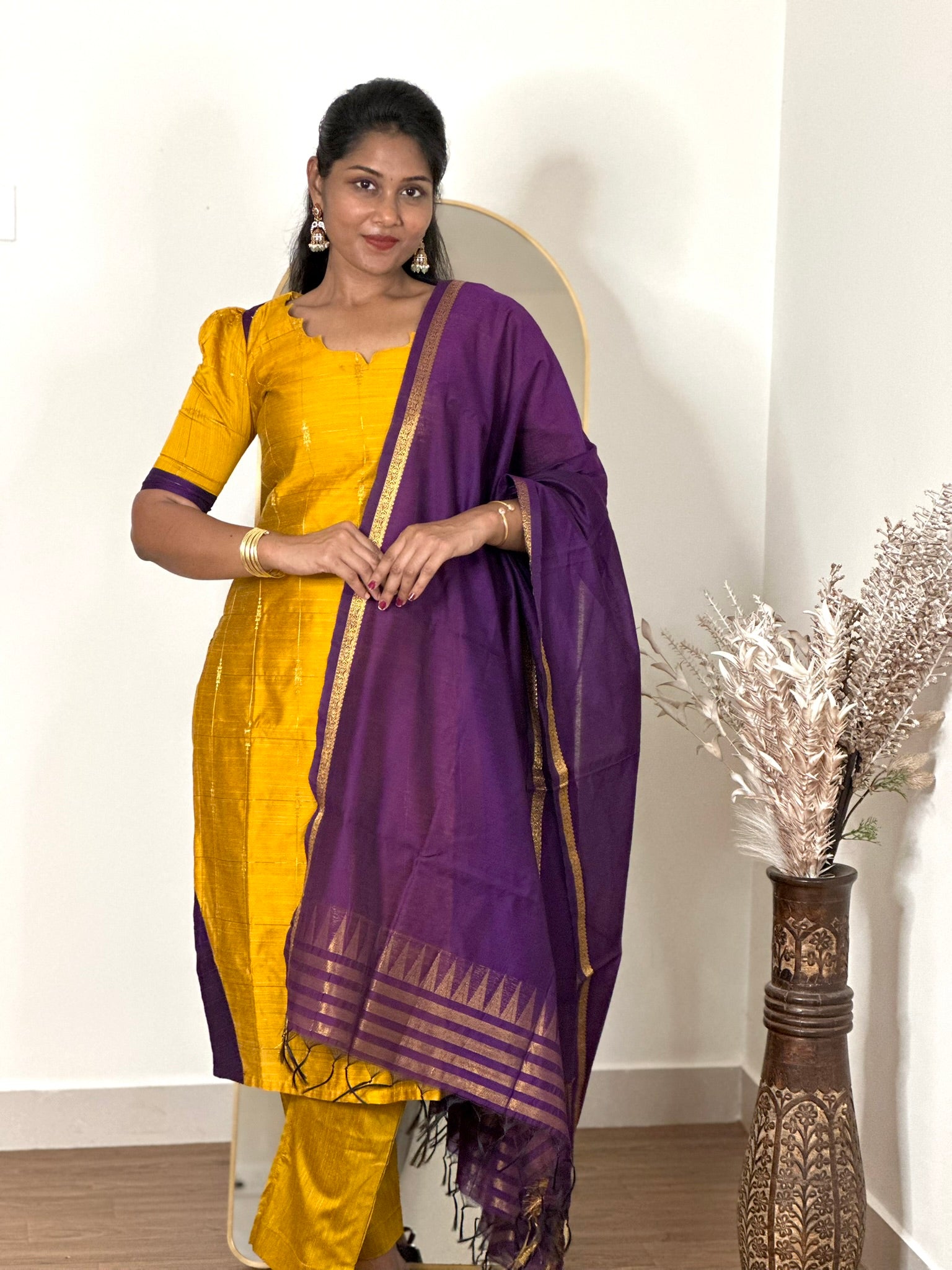 SIYA102 |Aira Raw Silk Kurta Set (3-Piece)